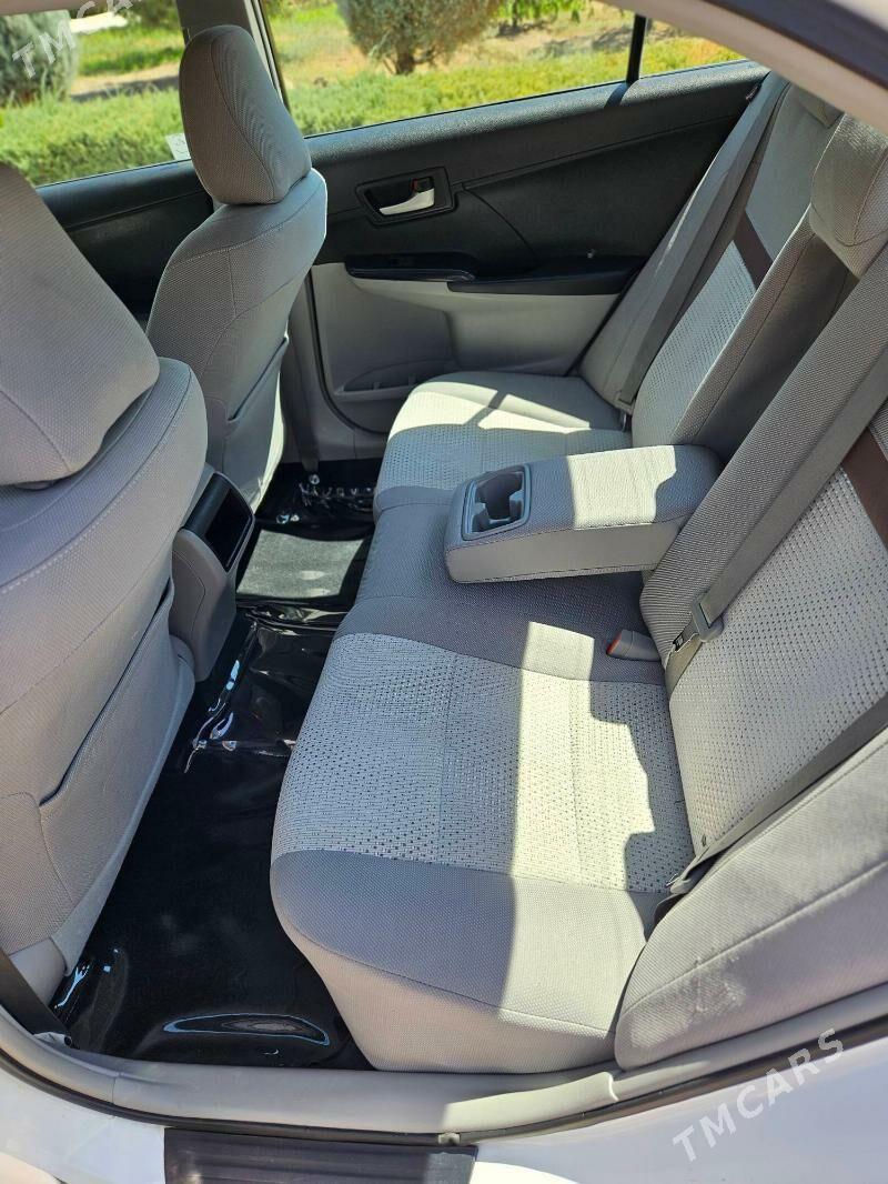 Toyota Camry 2013 - 230 000 TMT - Кëши - img 8