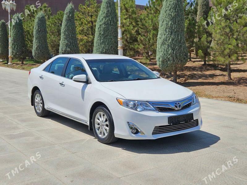Toyota Camry 2013 - 230 000 TMT - Кëши - img 1