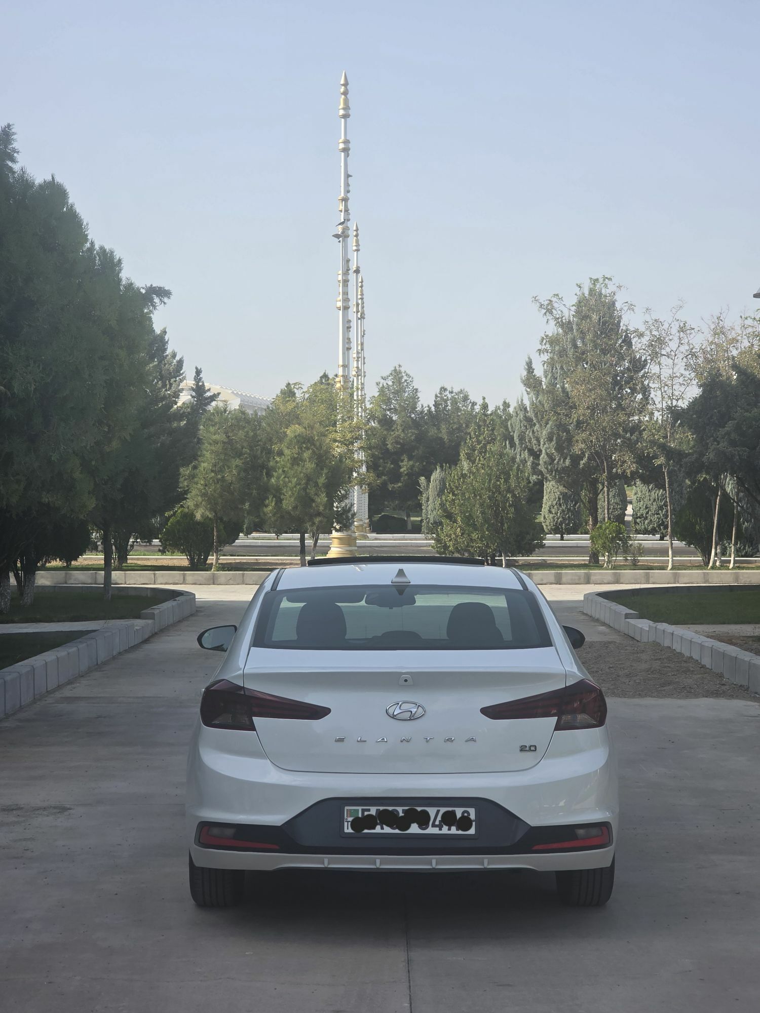 Hyundai Elantra 2019 - 245 000 TMT - Podwoýski köç. (Bitarap Türkmenistan şaýoly) - img 3