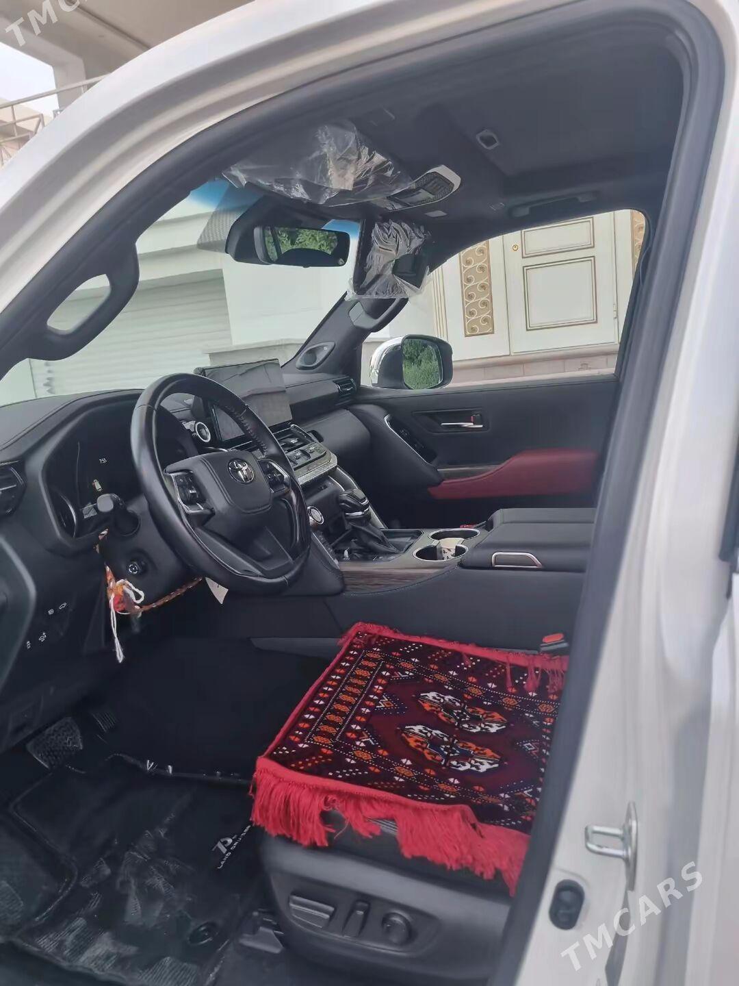 Toyota Land Cruiser 2022 - 1 450 000 TMT - Hitrowka - img 3