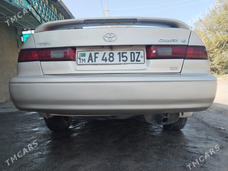 Toyota Camry 1999 - 150 000 TMT - Акдепе - img 4