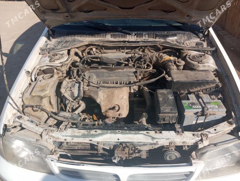 Toyota Carina 1995 - 75 000 TMT - Болдумсаз - img 3
