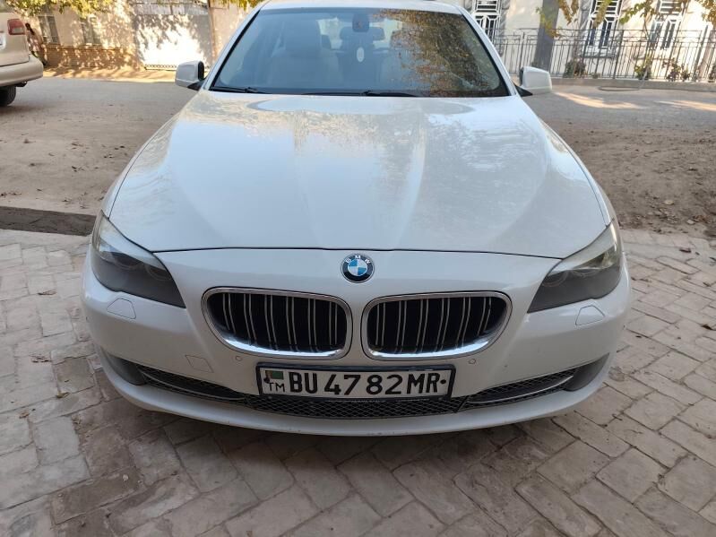 BMW F10 2010 - 255 000 TMT - Ýolöten - img 2