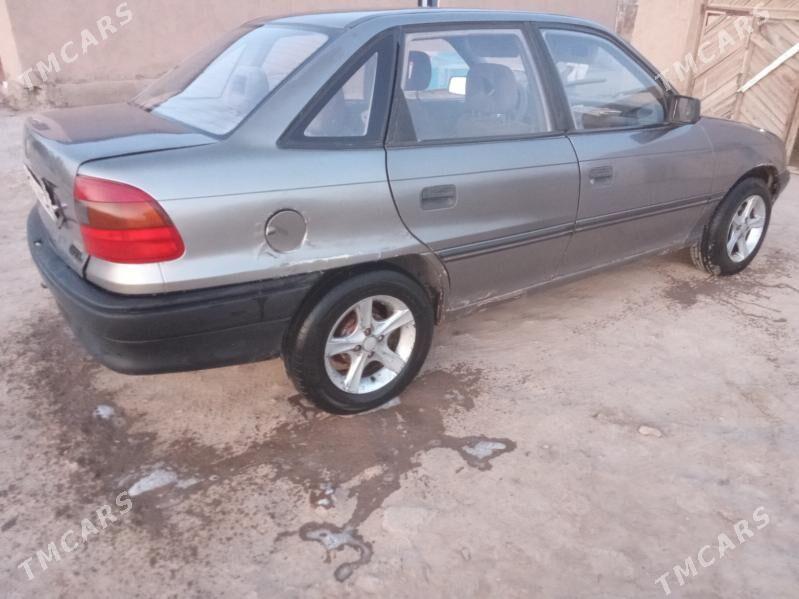 Opel Astra 1992 - 33 000 TMT - Köneürgenç - img 3
