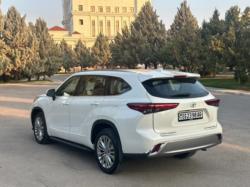 Toyota Highlander 2021 - 488 000 TMT - Aşgabat - img 3