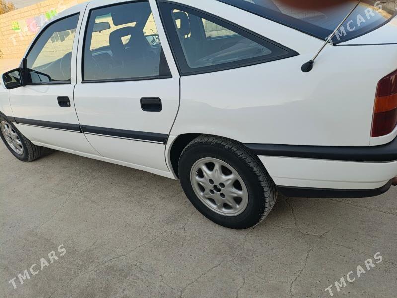 Opel Vectra 1991 - 39 000 TMT - Tejen - img 9