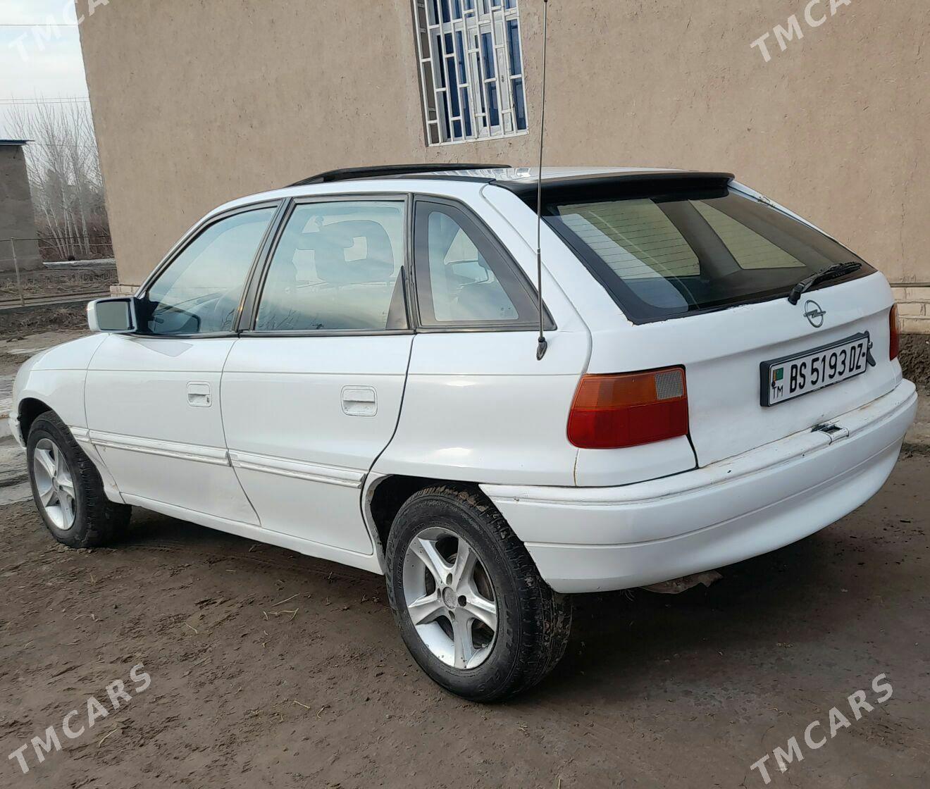 Opel Astra 1993 - 40 000 TMT - Türkmenbaşy etr. - img 3