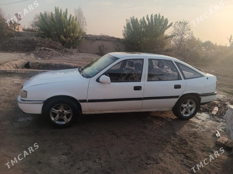 Opel Vectra 1992 - 32 000 TMT - Çärjew - img 3