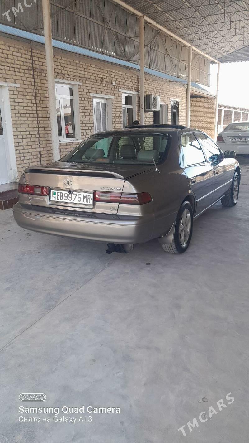 Toyota Camry 1998 - 138 000 TMT - Мары - img 3