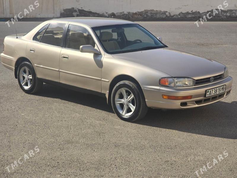 Toyota Camry 1994 - 110 000 TMT - Мары - img 2
