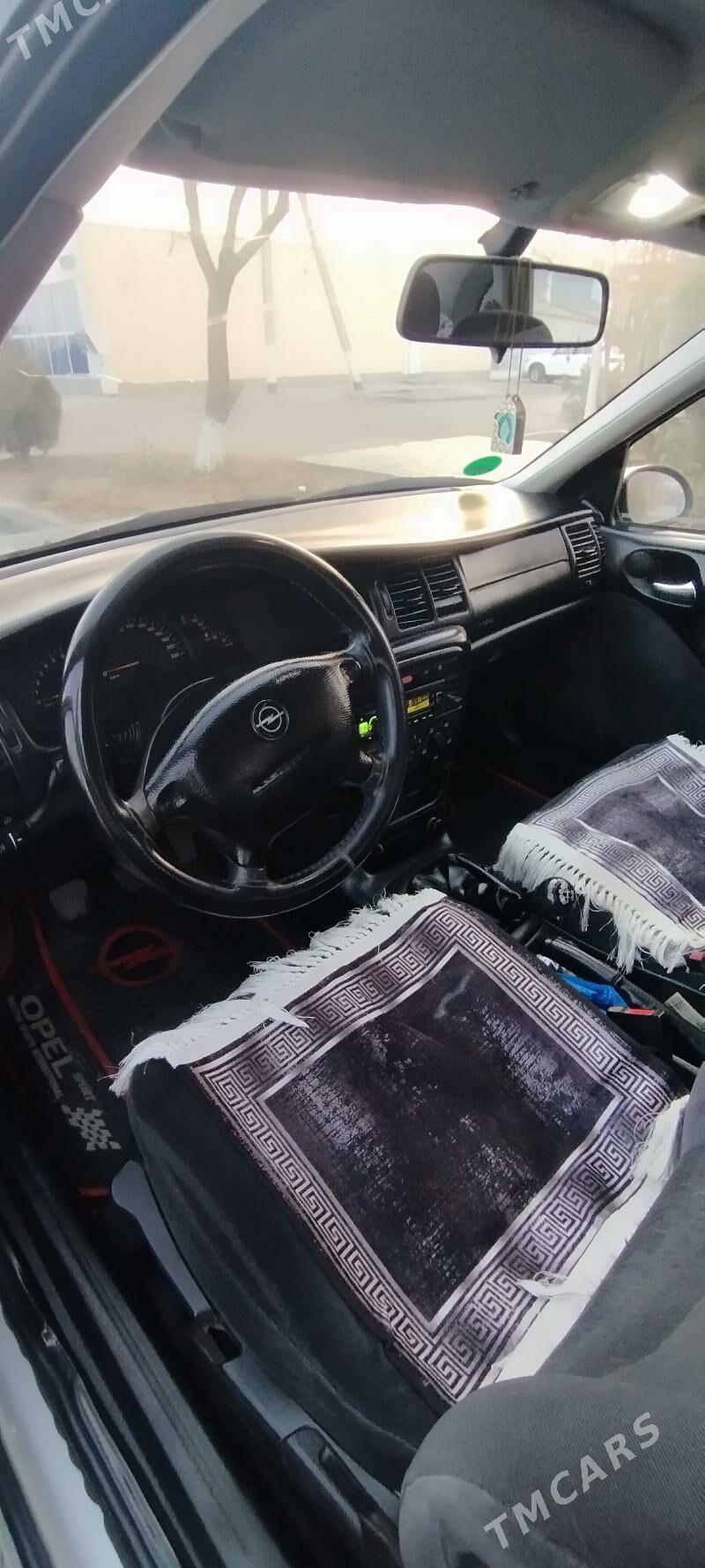 Opel Vectra 1999 - 80 000 TMT - Дашогуз - img 5