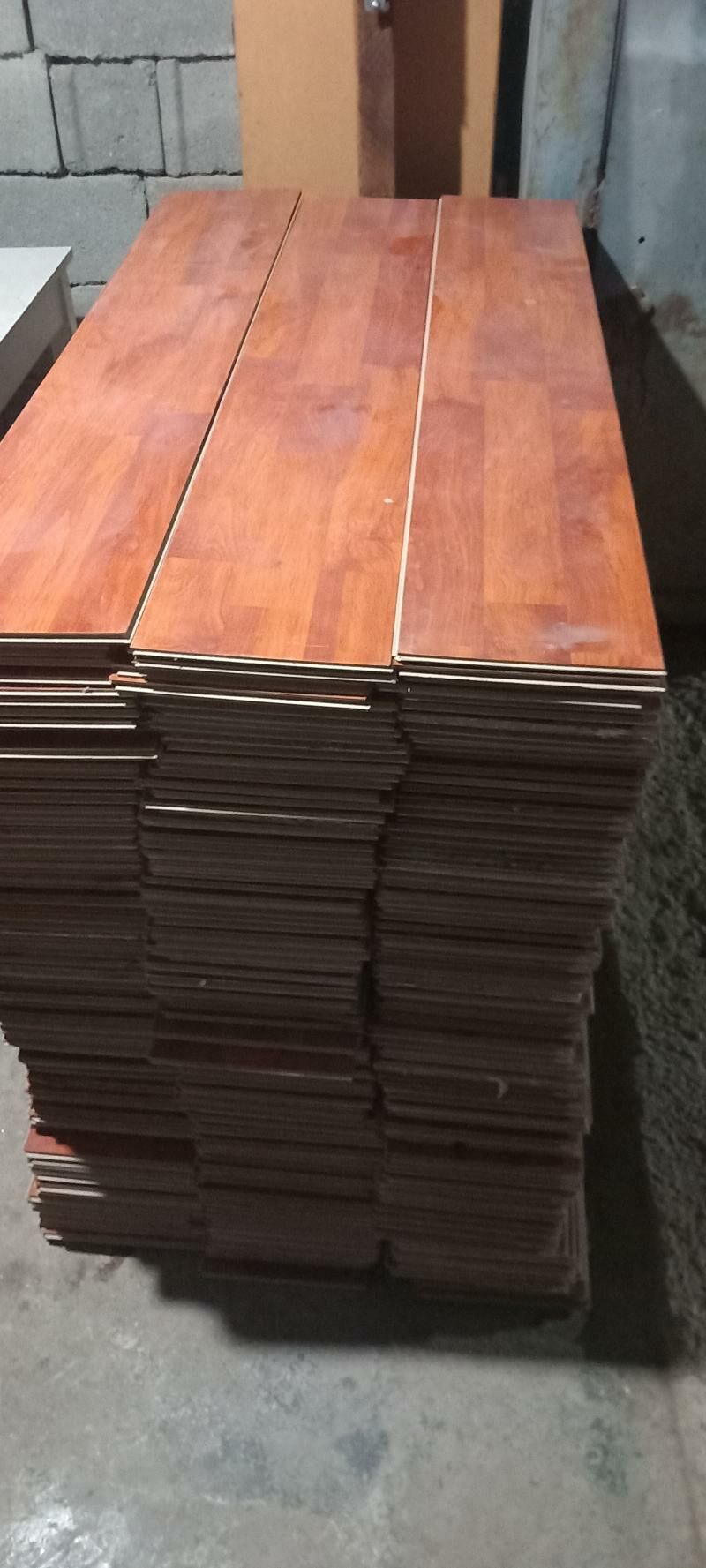 Laminat - Garadamak - img 1