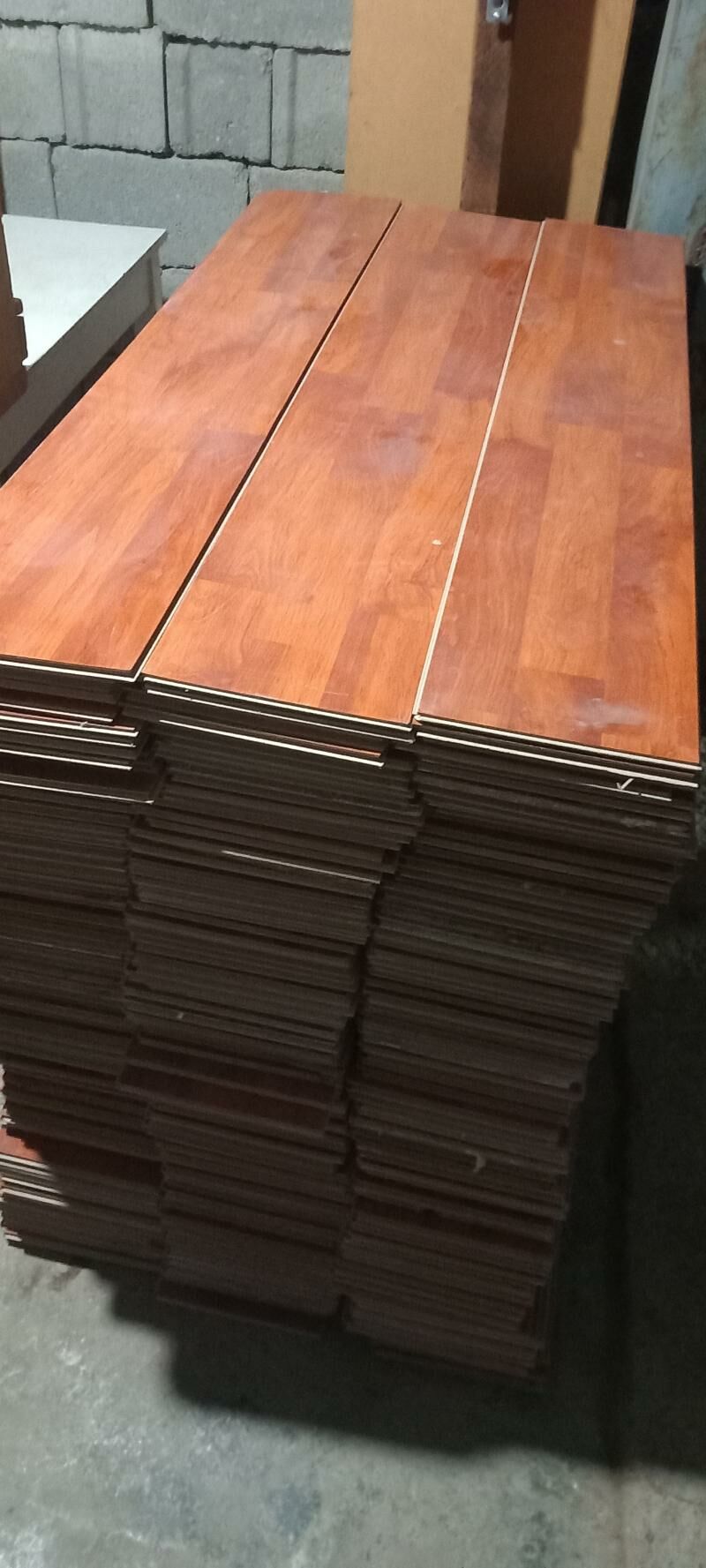 Laminat - Garadamak - img 2