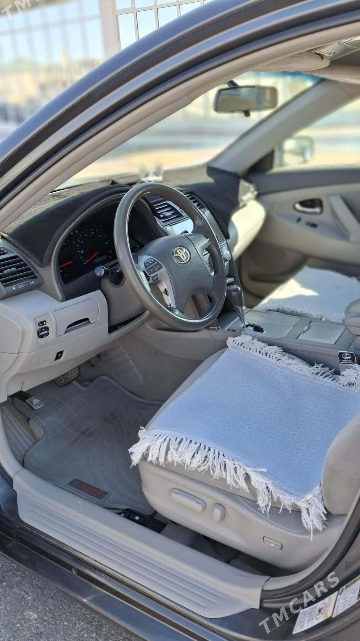 Toyota Camry 2010 - 185 000 TMT - Туркменабат - img 3