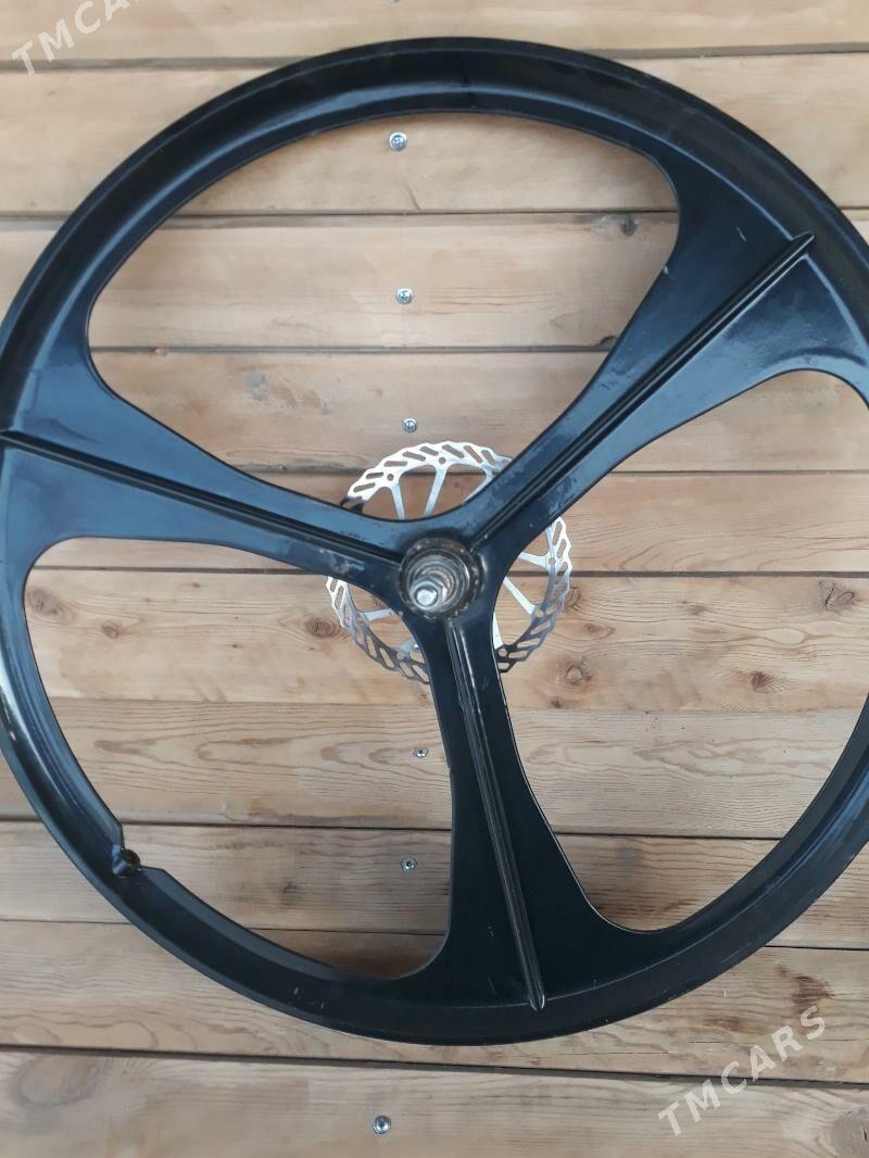 Mersedes 26 lik diska - Бузмеин - img 1