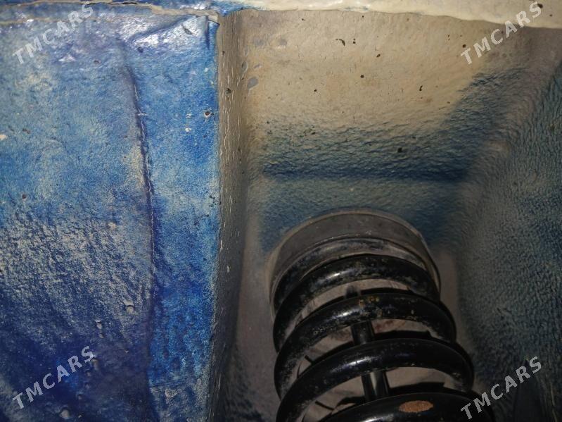 BMW 520 1991 - 50 000 TMT - Balkanabat - img 6