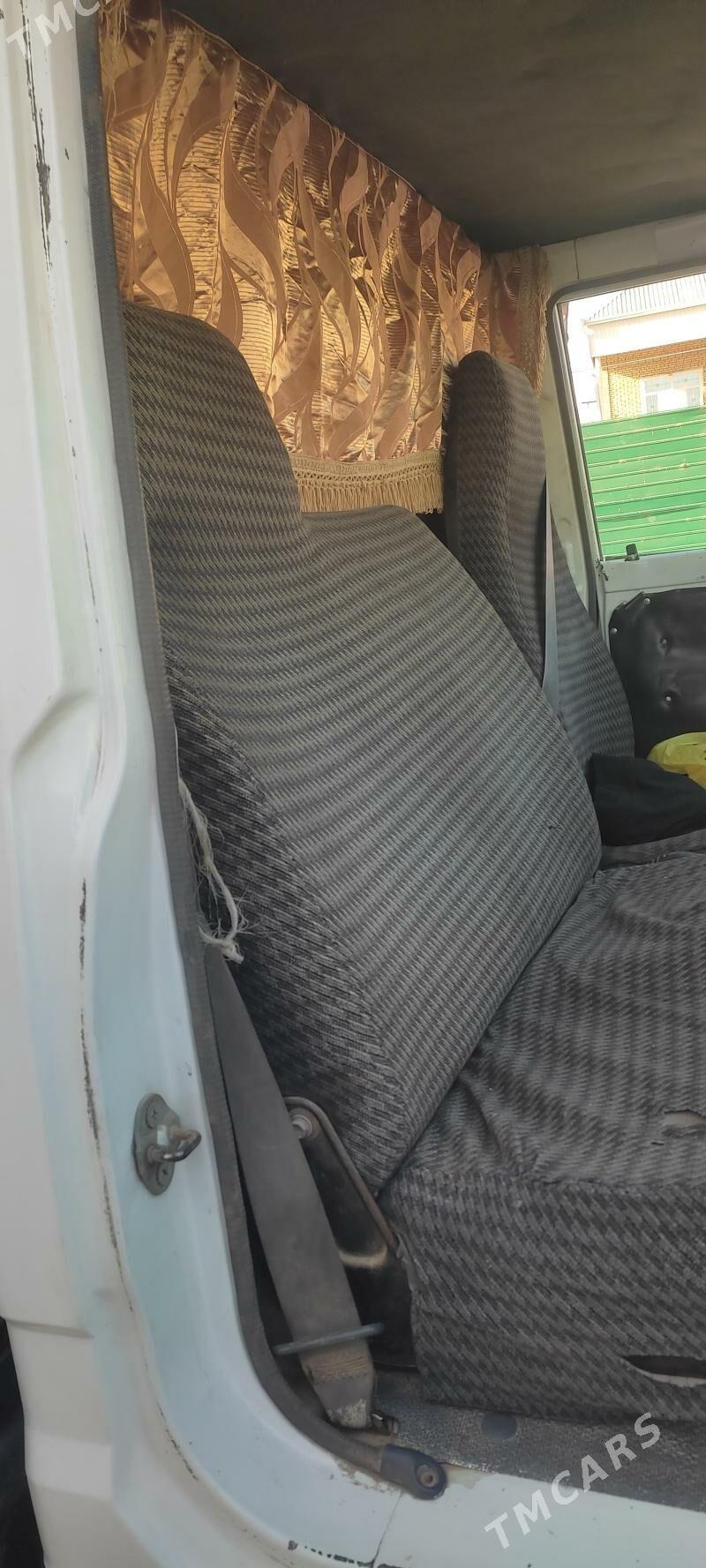 Daihatsu Sirion 1998 - 145 000 TMT - Мары - img 5