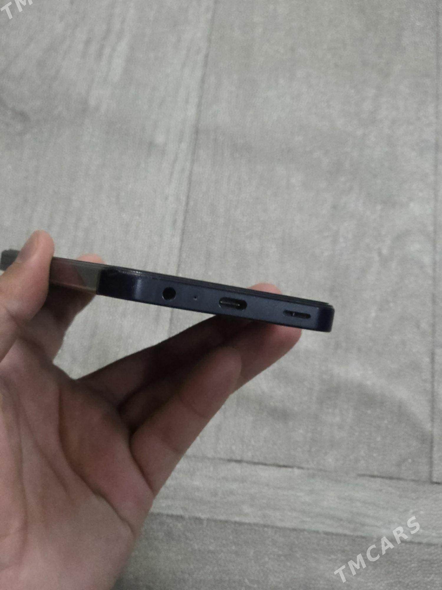 SAMSUNG A15 6/128 BLACK - Бахарден - img 6