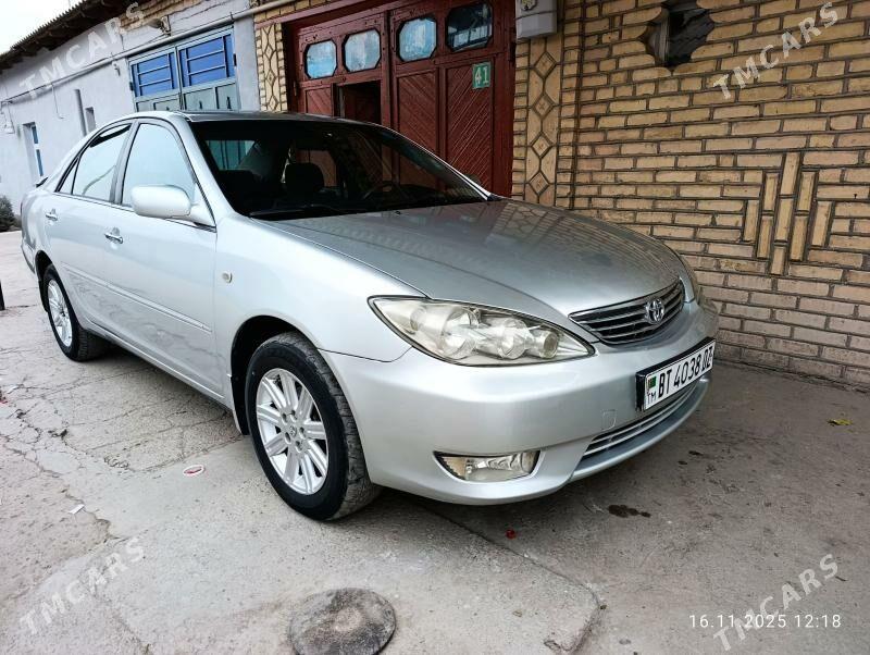 Toyota Camry 2005 - 140 000 TMT - Дашогуз - img 4