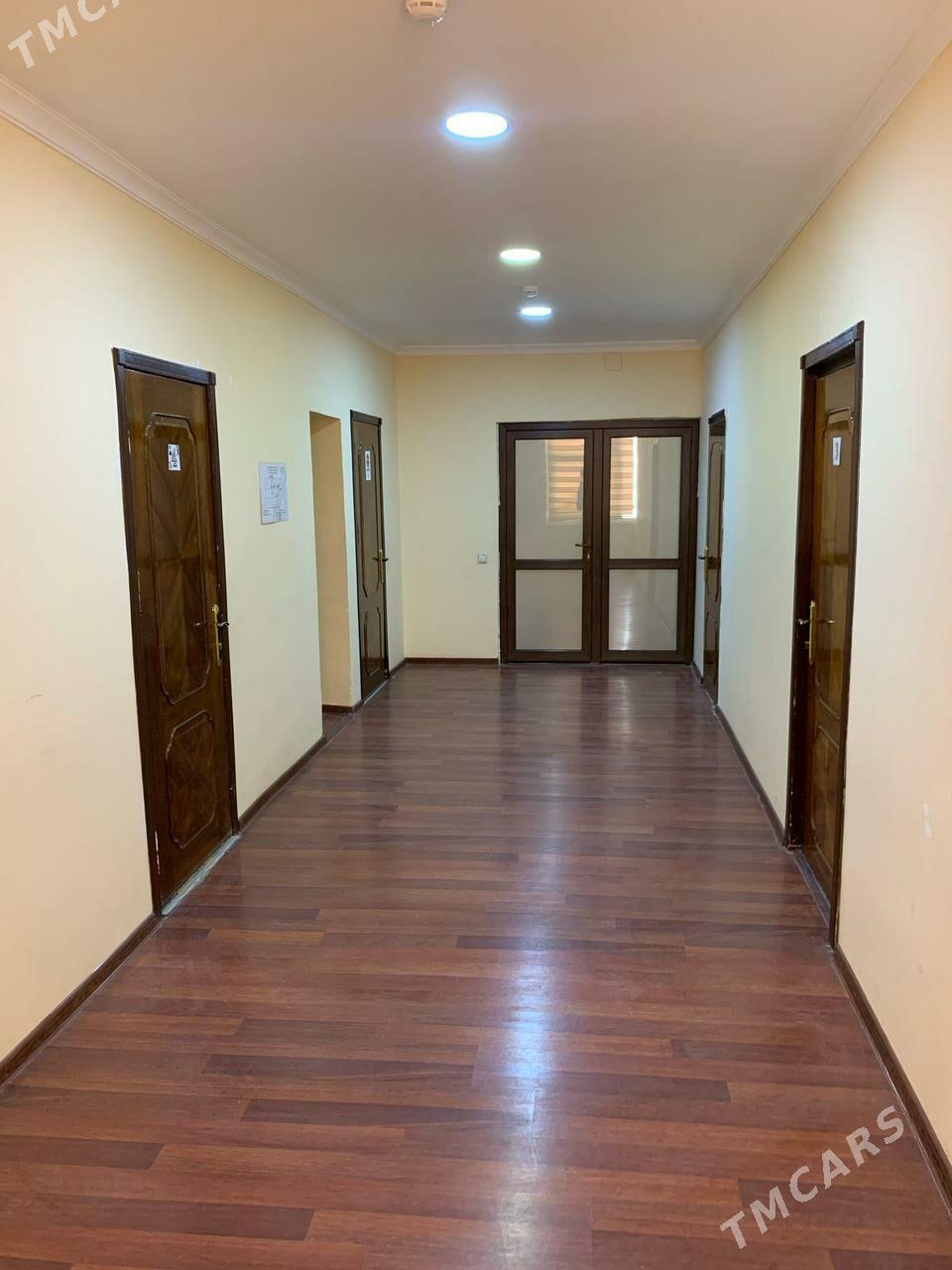 сдаётся помещение в аренду - Ашхабад - img 4