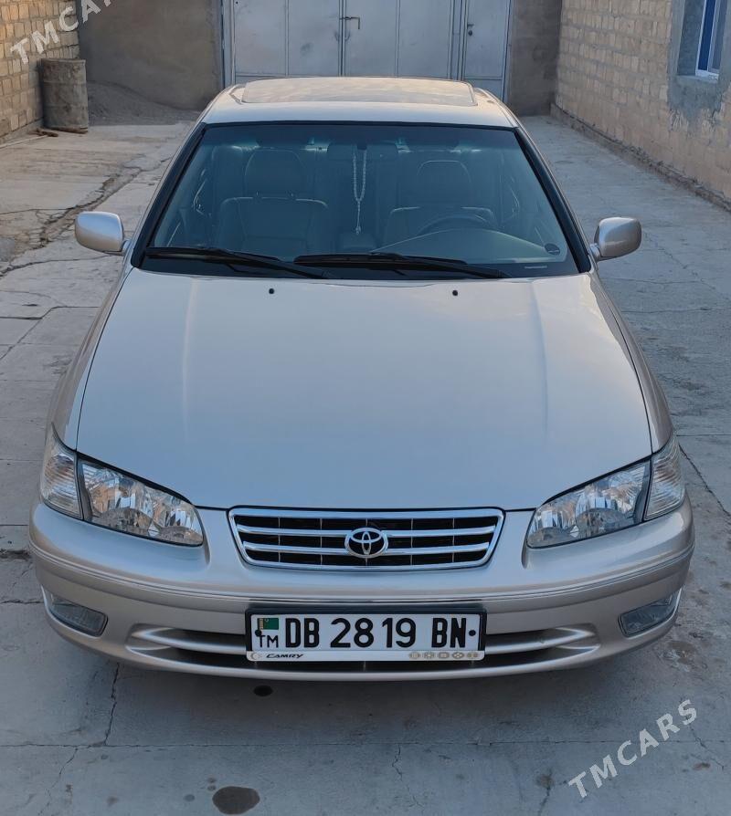 Toyota Camry 2000 - 165 000 TMT - Гызыларбат - img 1