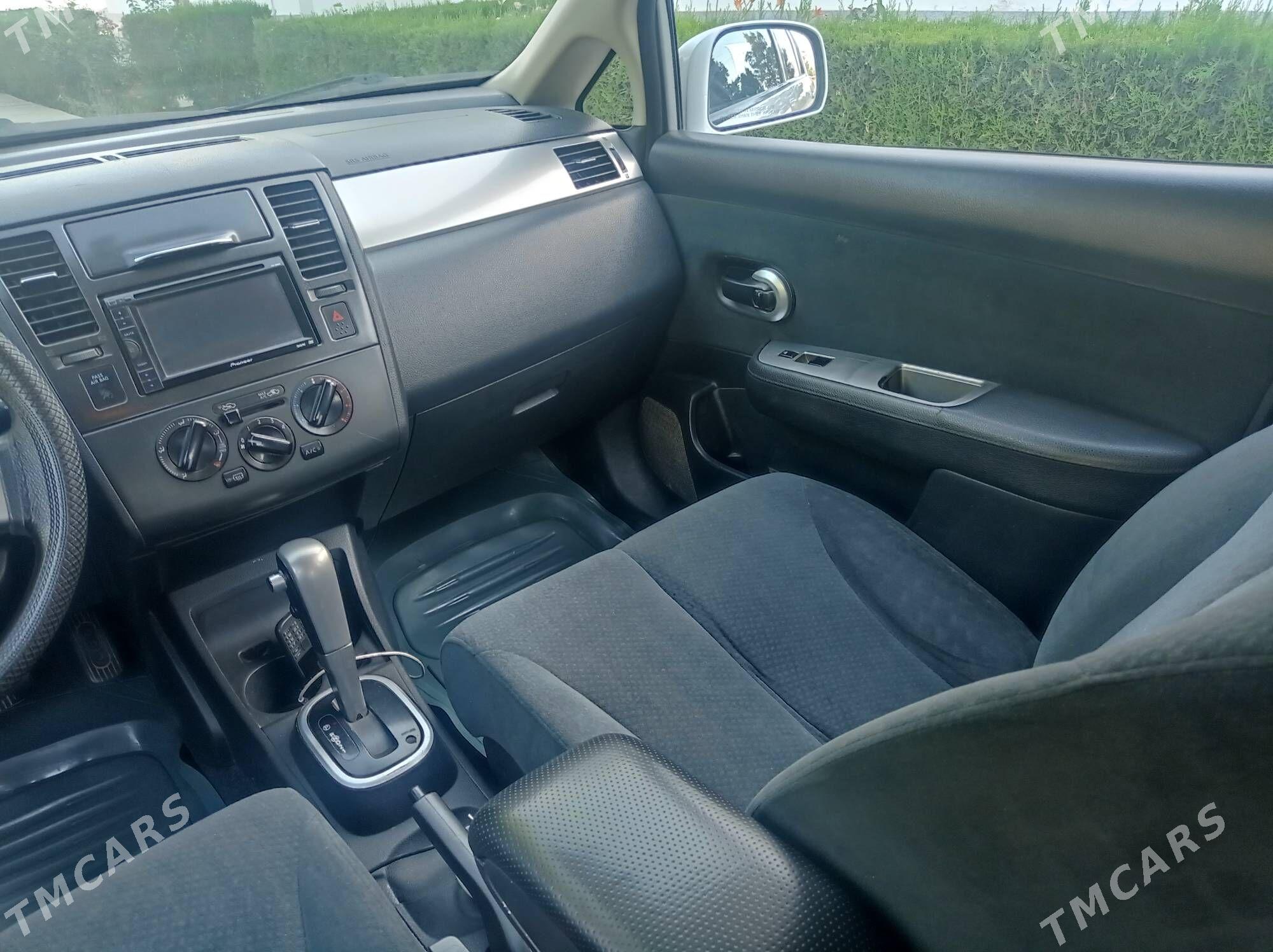 Nissan Versa 2011 - 120 000 TMT - Мары - img 9