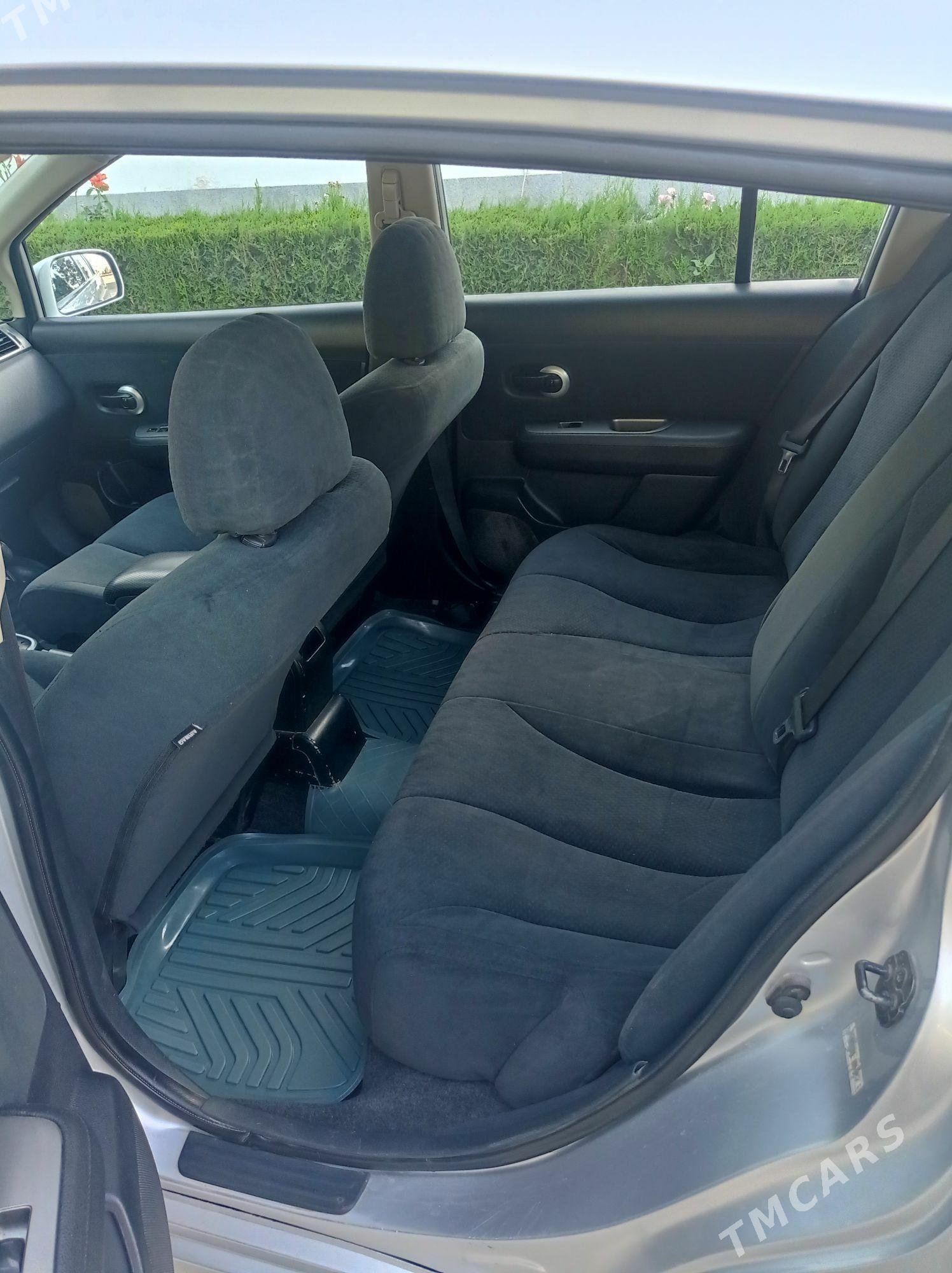 Nissan Versa 2011 - 120 000 TMT - Мары - img 10