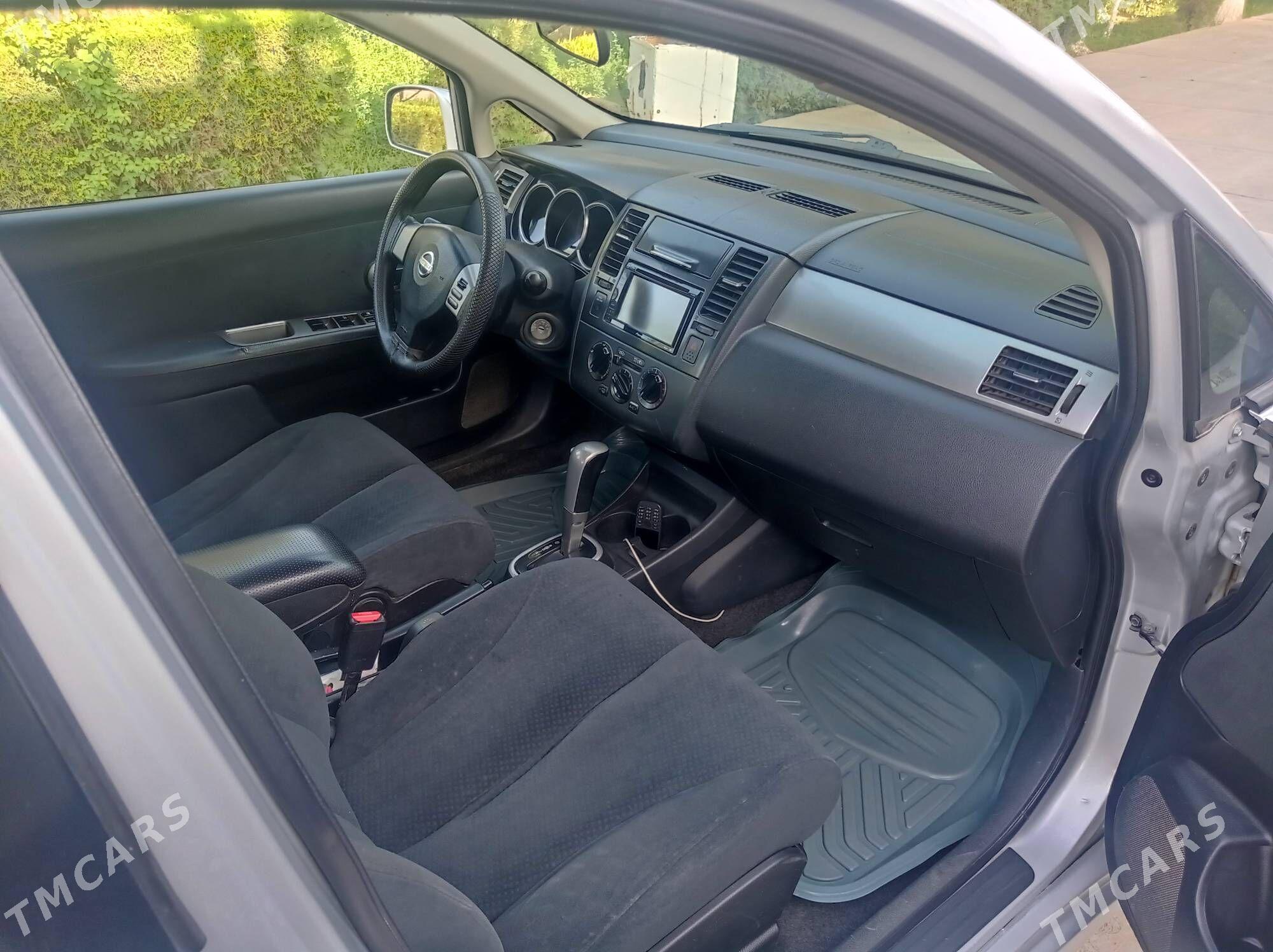 Nissan Versa 2011 - 120 000 TMT - Мары - img 8