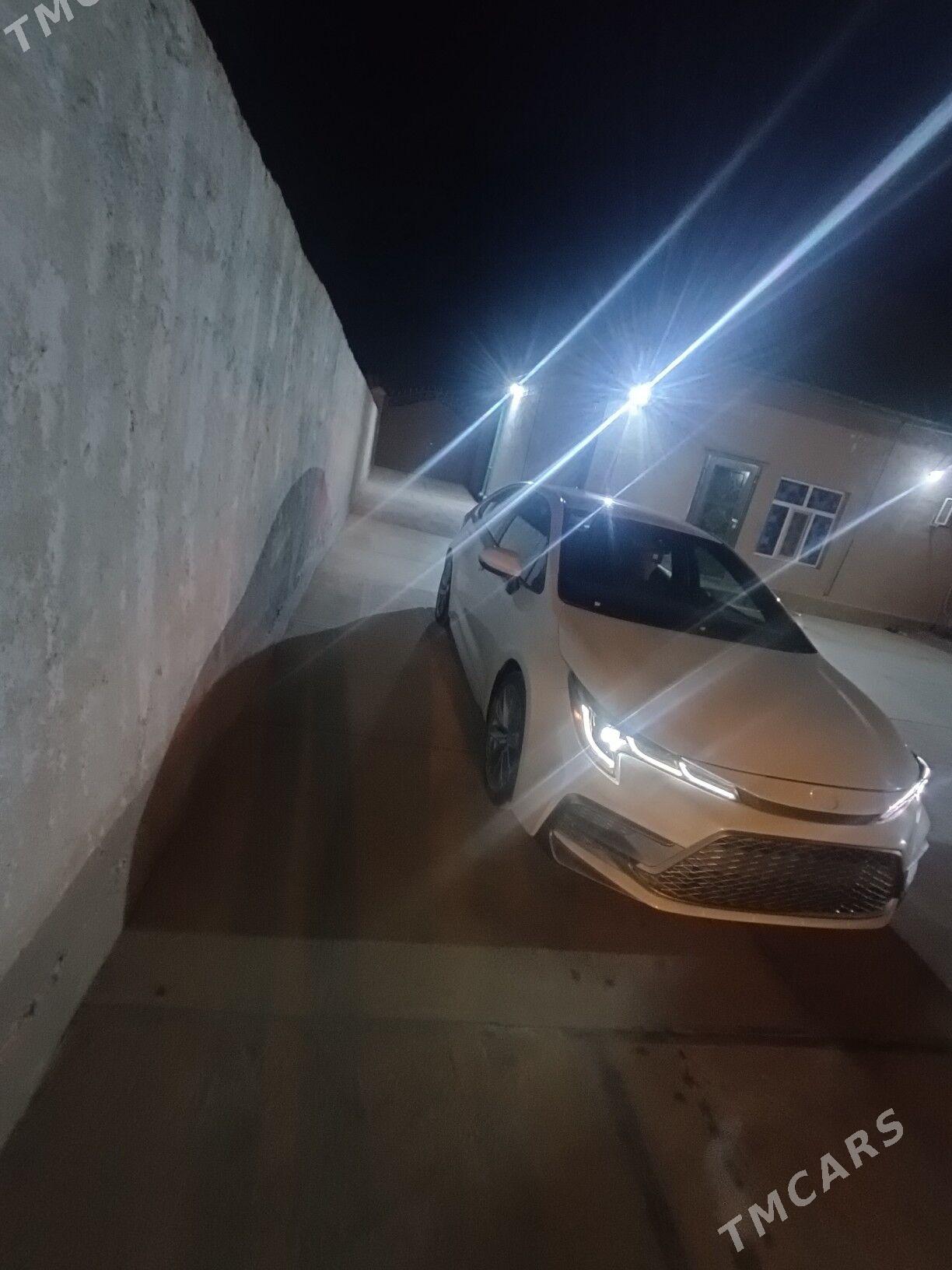 Toyota Corolla 2020 - 236 000 TMT - Aşgabat - img 2