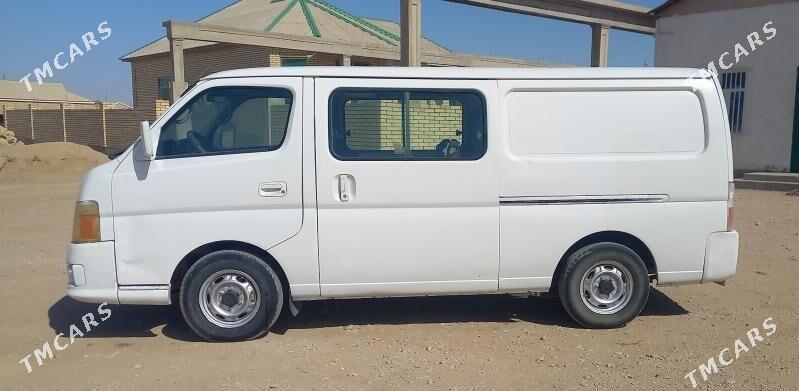 Nissan Urvan 2011 - 160 000 TMT - Эсенгулы - img 2
