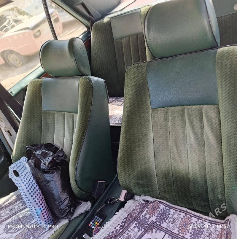 Mercedes-Benz 230E 1993 - 30 000 TMT - Мары - img 7