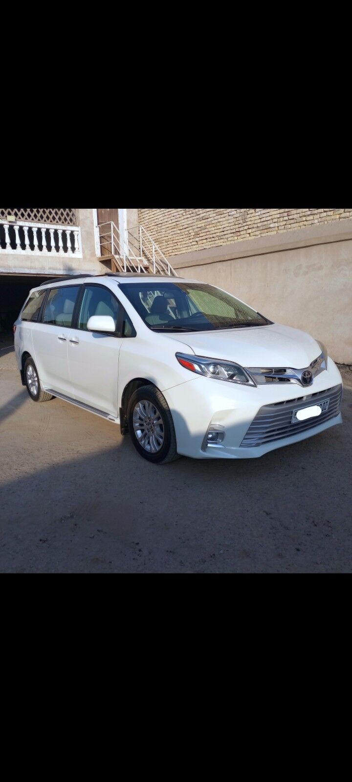 Toyota Sienna 2019 - 450 000 TMT - Кёнеургенч - img 9
