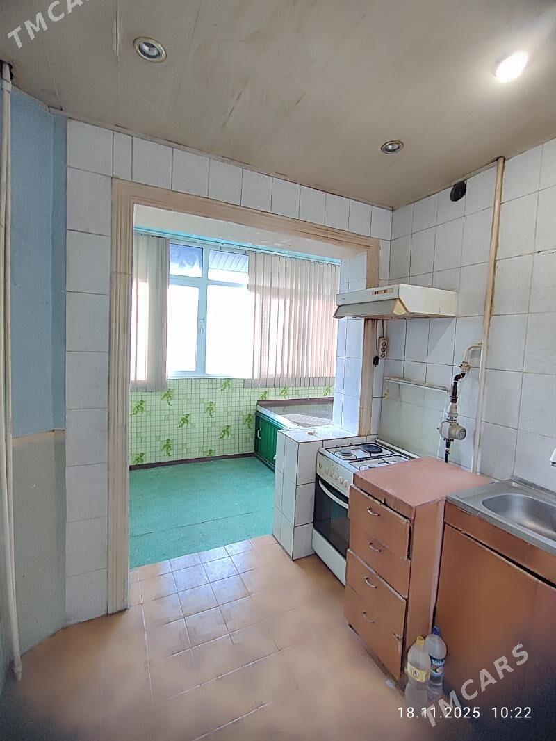 4х комн. 3й этаж. - Туркменабат - img 5