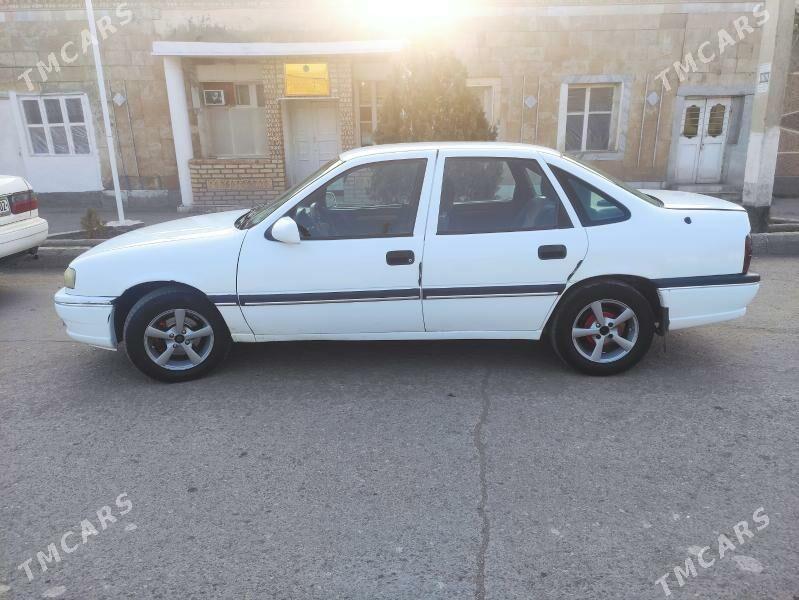 Opel Vectra 1993 - 34 000 TMT - Губадаг - img 2