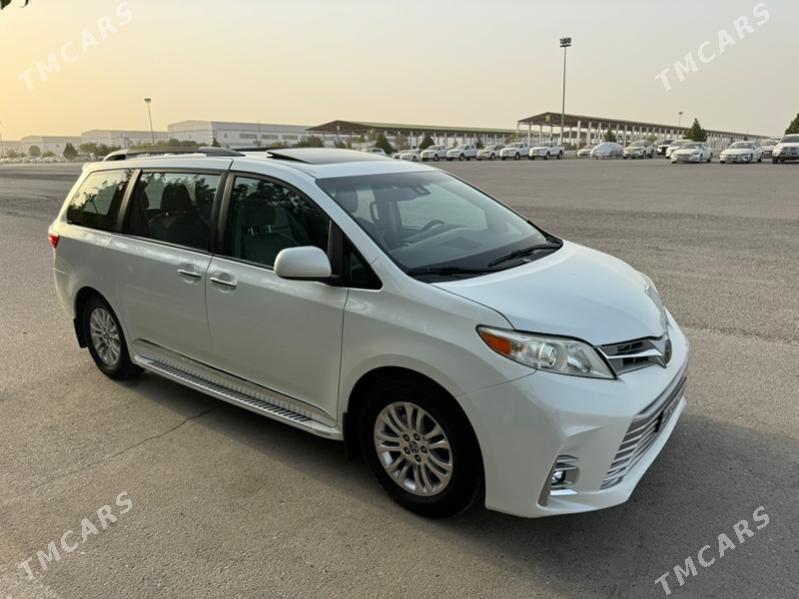 Toyota Sienna 2018 - 425 000 TMT - Ашхабад - img 2