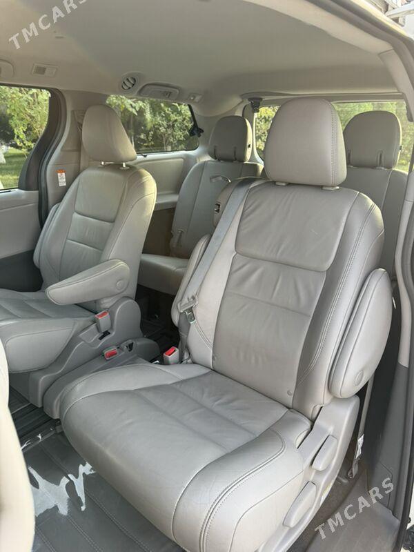 Toyota Sienna 2018 - 425 000 TMT - Ашхабад - img 9