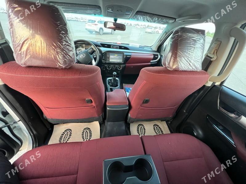 Toyota Hilux 2022 - 545 000 TMT - "Алтын Асыр" Гундогар базары ( Толкучка) - img 9