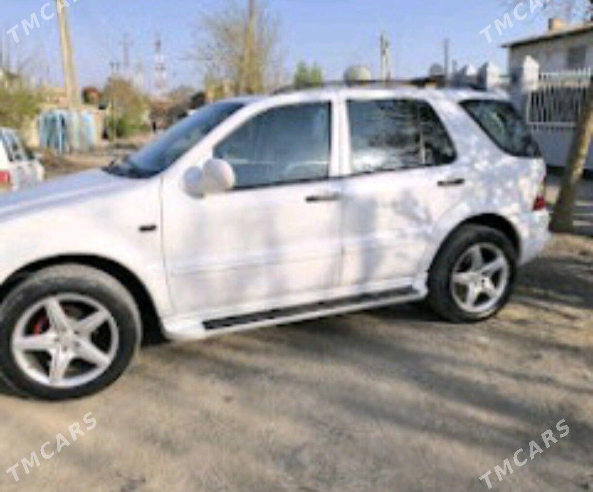 Mercedes-Benz ML400 1999 - 100 000 TMT - Daşoguz - img 3