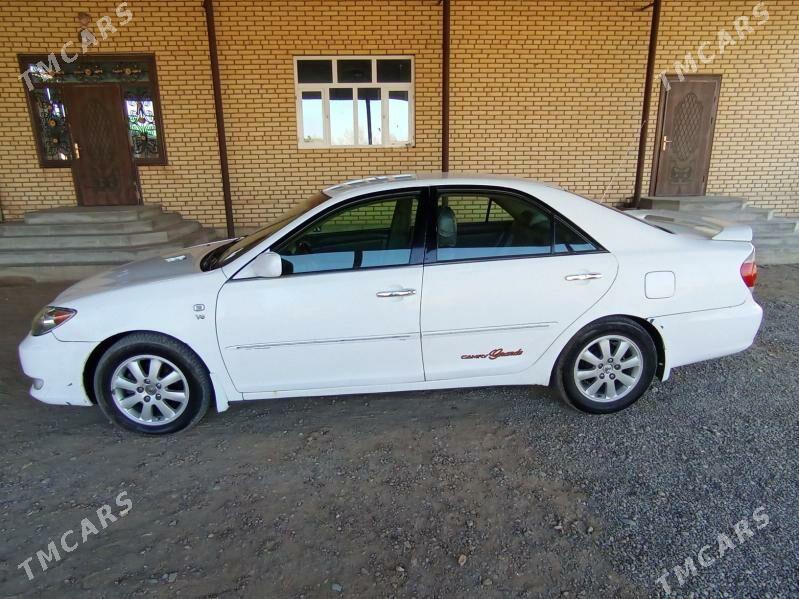 Toyota Camry 2003 - 130 000 TMT - Мары - img 5