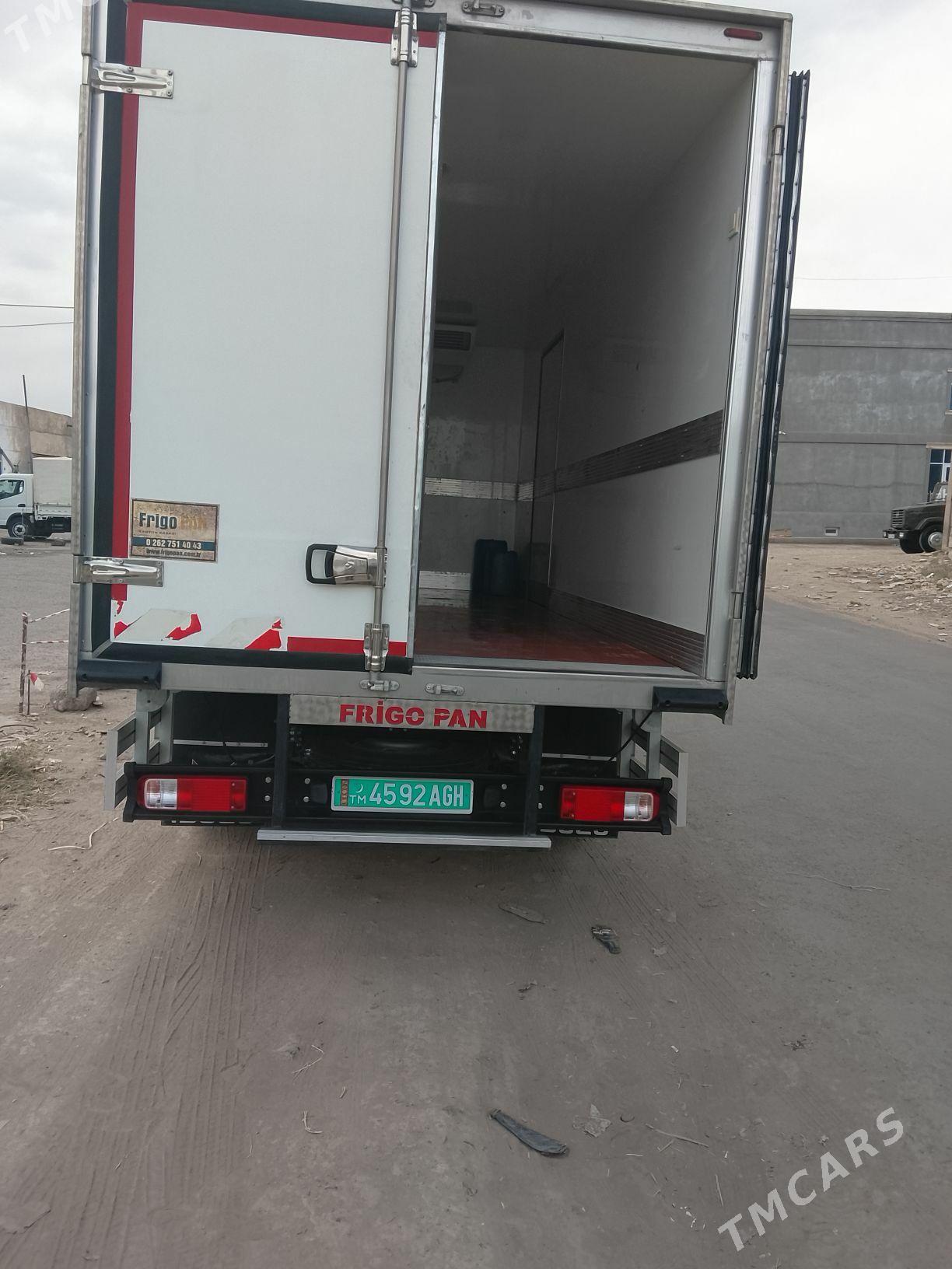 Isuzu Elf 2021 - 700 000 TMT - Дашогуз - img 6