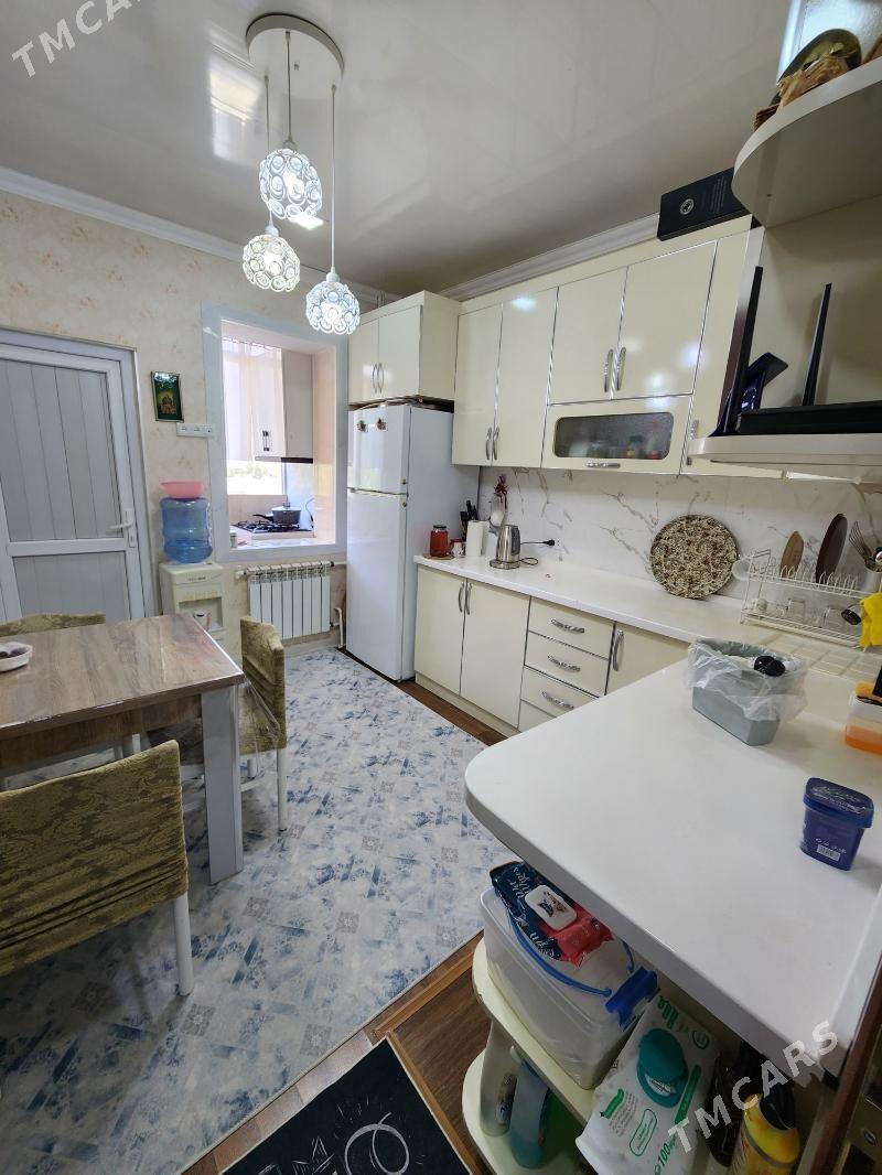 Eýesinen 4kom Mir 7/3 - Aşgabat - img 8