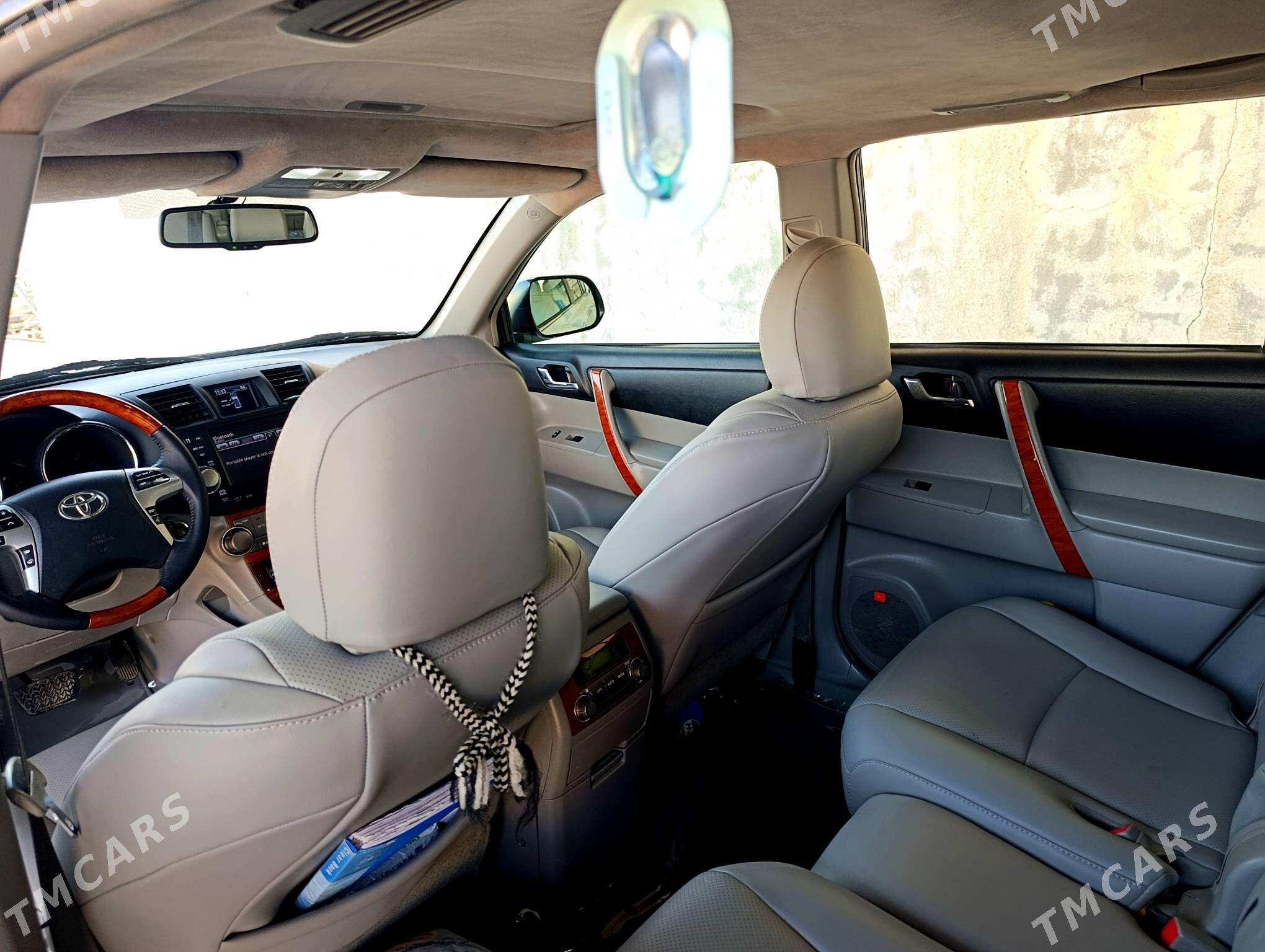 Toyota Highlander 2010 - 353 000 TMT - Aşgabat - img 9