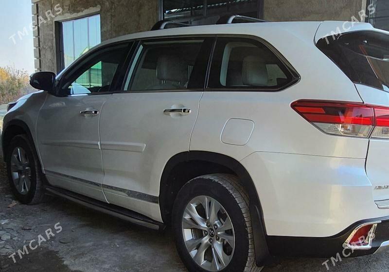 Toyota Highlander 2019 - 395 000 TMT - Büzmeýin GRES - img 3