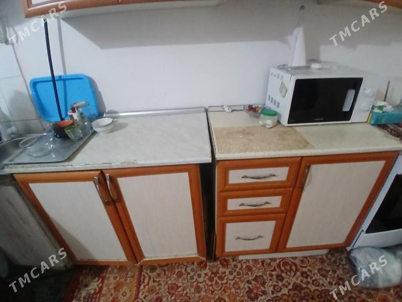 Kuhnya we spalniy garnitur. - Änew - img 3