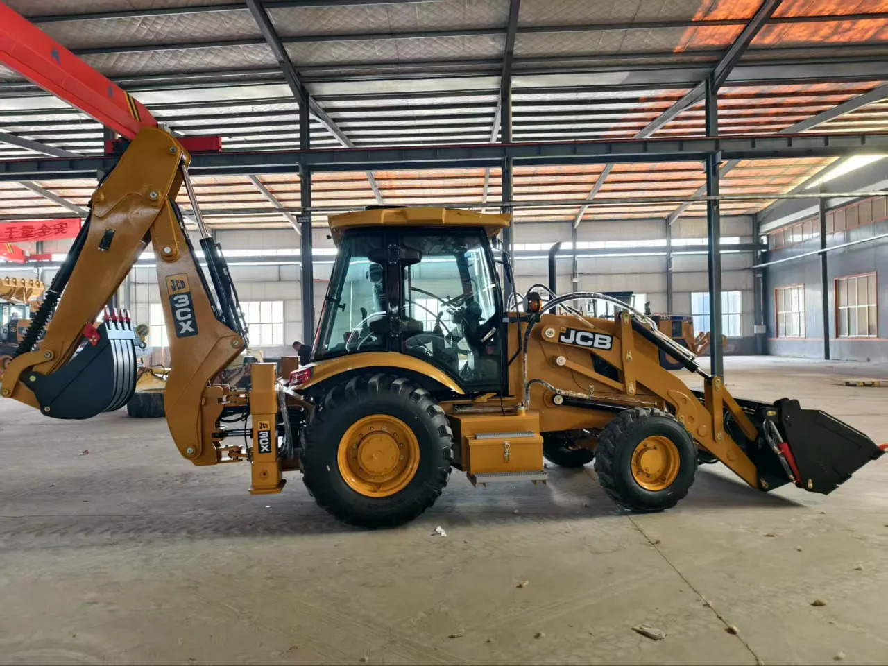 JCB 3CX ECO 2025 - 700 000 TMT - Tejen - img 10