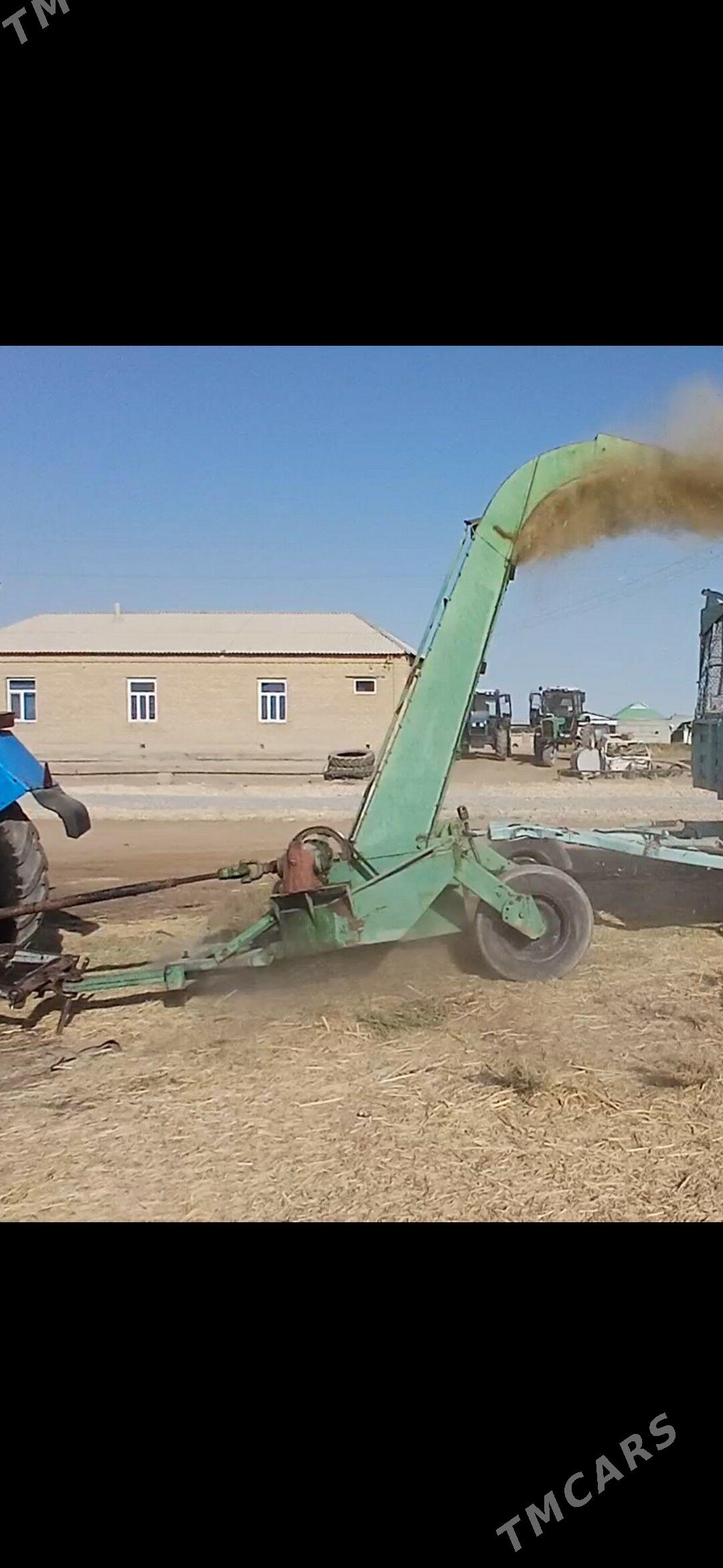 MTZ 82 2004 - 20 000 TMT - Wekilbazar - img 3