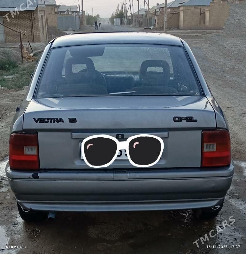 Opel Vectra 1989 - 32 000 TMT - Сакарчага - img 1
