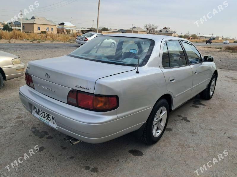 Toyota Camry 1993 - 95 000 TMT - Mary - img 2