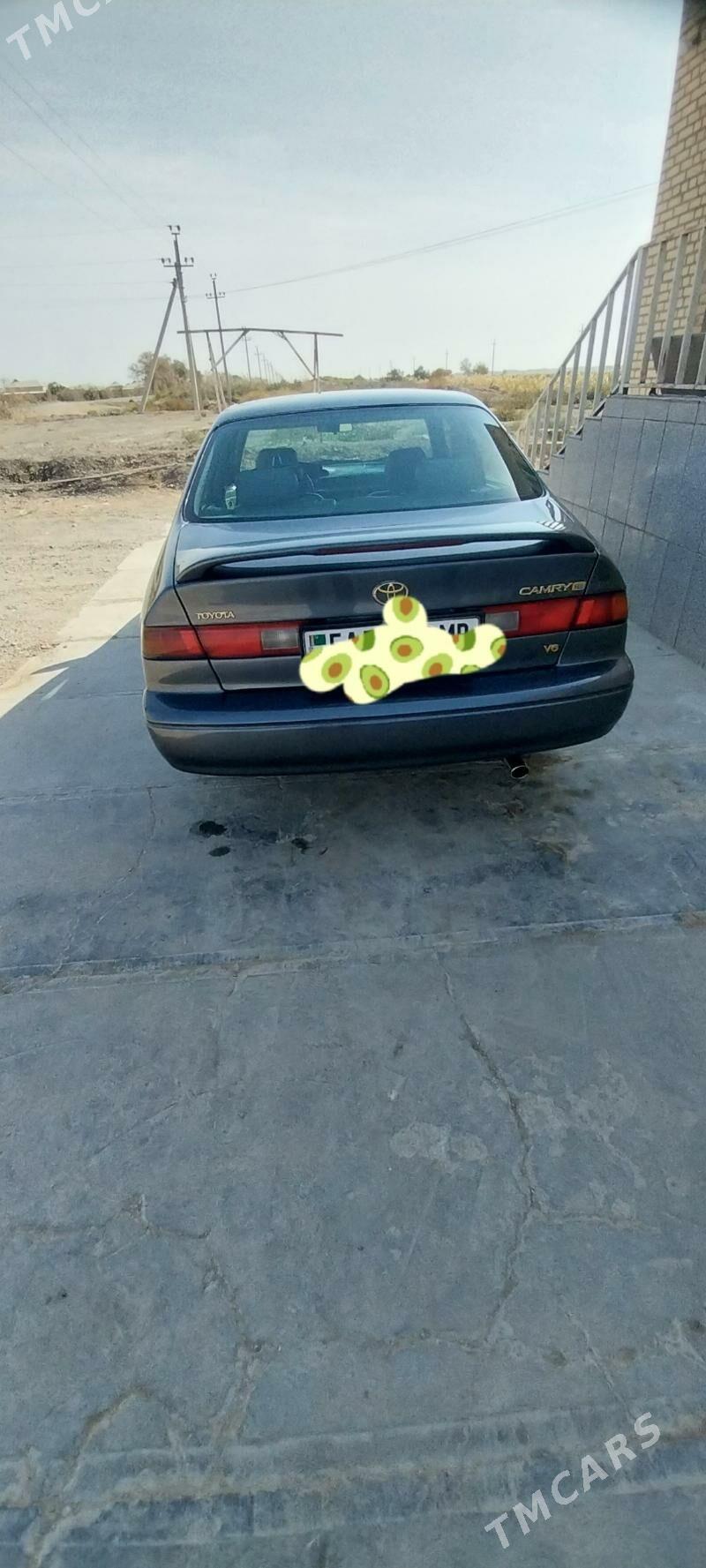 Toyota Camry 1997 - 145 000 TMT - Сакарчага - img 3