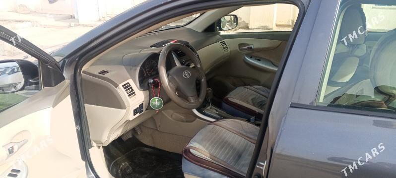 Toyota Corolla 2010 - 130 000 TMT - Туркменабат - img 4